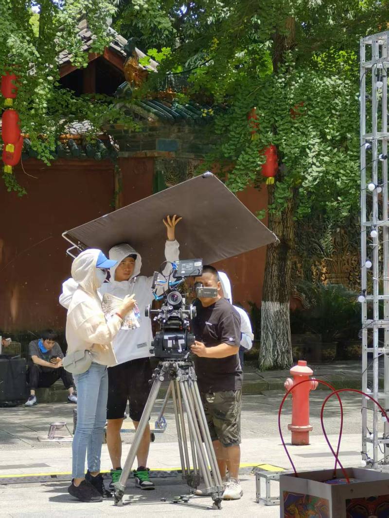 西市区极致互动，精准定位，打造爆款产品宣传视频