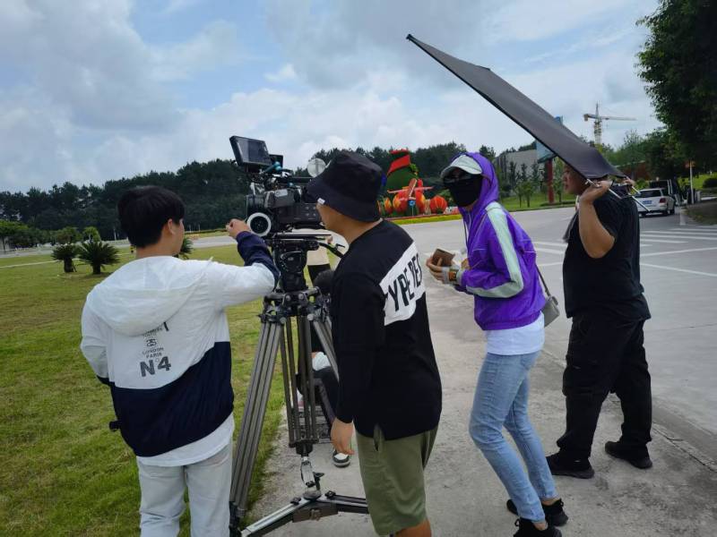 西市区极致互动，未来愿景宏大，致力于成为全球领先的产品宣传视频企业